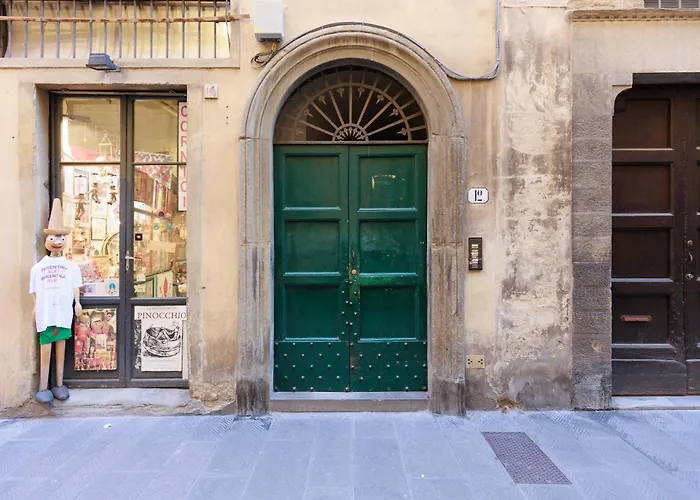 Santo Spirito Nest